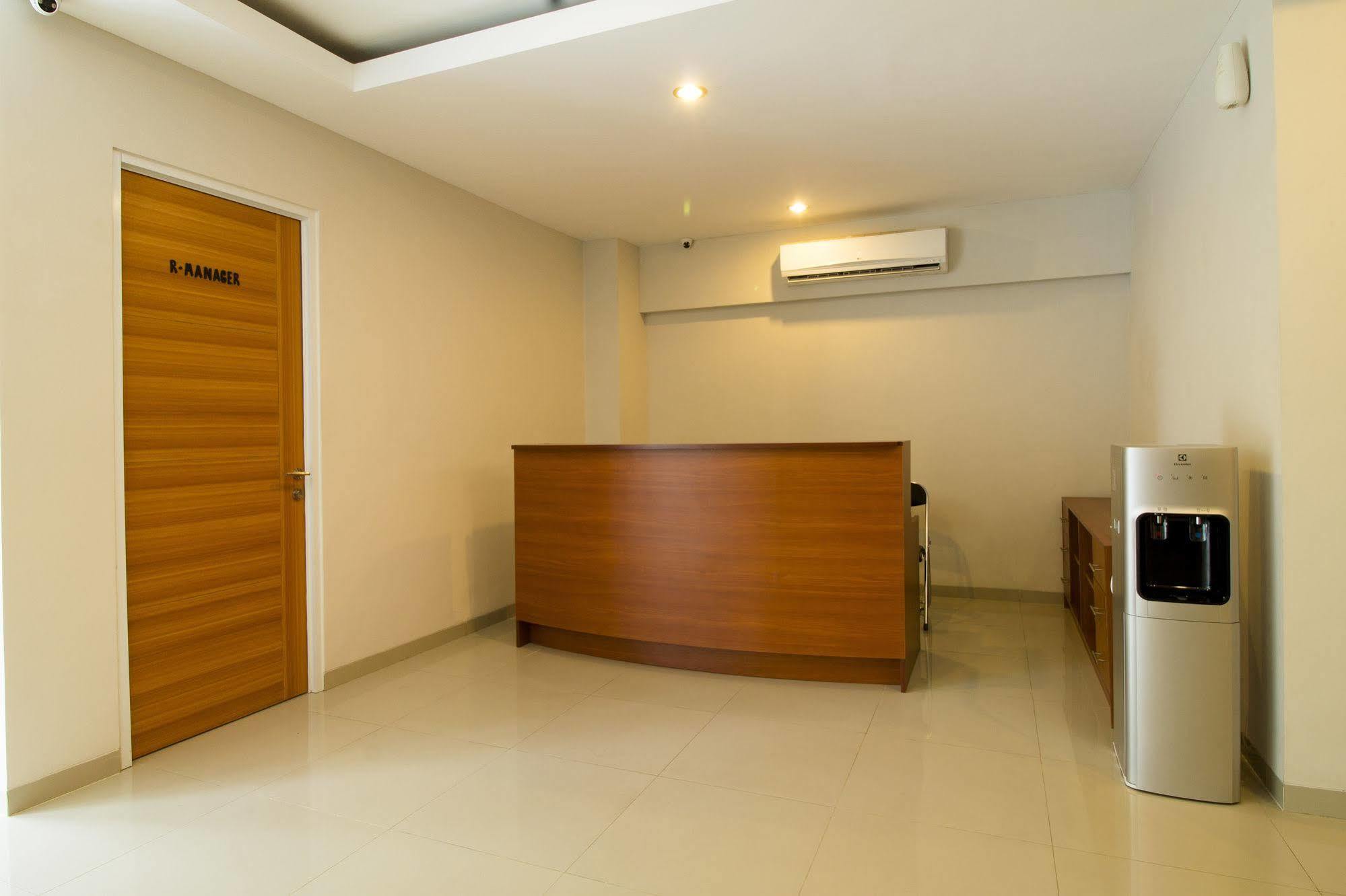Reddoorz Plus @ Setiabudi Tengah Cakarta Dış mekan fotoğraf